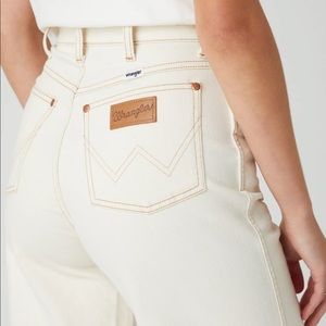 Wrangler Wide-Leg Jeans